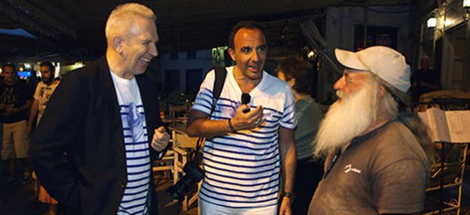 Escapade en Grèce avec Nikos Aliagas ce soir sur TF1 dans “50mn Inside” (vidéo)