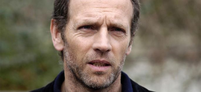 Stéphane Freiss tourne “Lîle aux secrets enfouis” pour France 2 sur l'Île de Batz