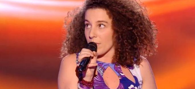 Replay “The Voice” : Amandine chante « Habits » de Tove Lo (vidéo)
