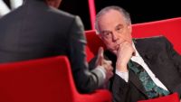 1ères images de Frédéric Mitterand dans “Le Divan” de Marc-Olivier Fogiel le 14 avril sur France 3 (vidéo)