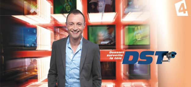 dussart-surveille-la-tele01