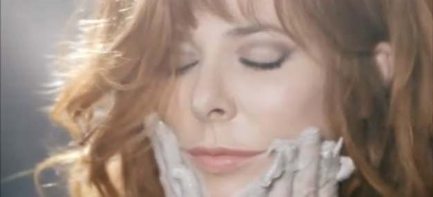 mylene-farmer-clip-a-l-ombre