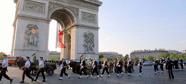 ceremonie_8_mai01