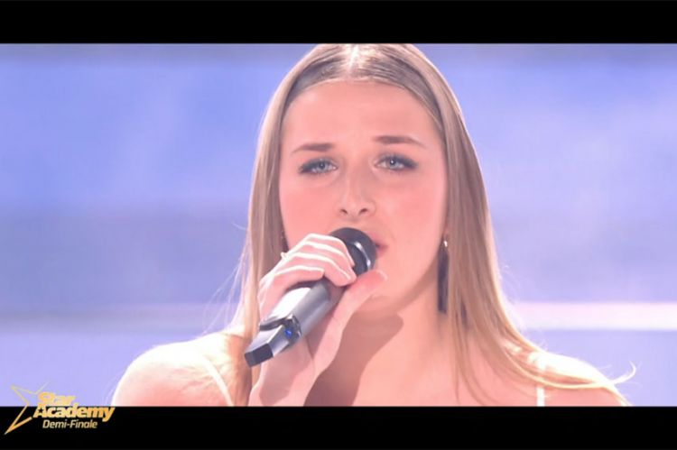 "Star Academy" : Héléna chante "Vole" de Céline Dion - Vidéo