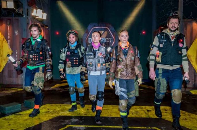 “District Z” samedi 18 décembre sur TF1 : l&#039;équipe reçue par Denis Brogniart &amp; les 1ères images (vidéo)