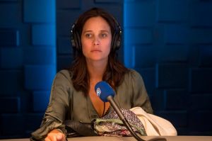 Julie de Bona parle de son rôle dans “Plan B” la nouvelle série de TF1 à découvrir le 17 mai