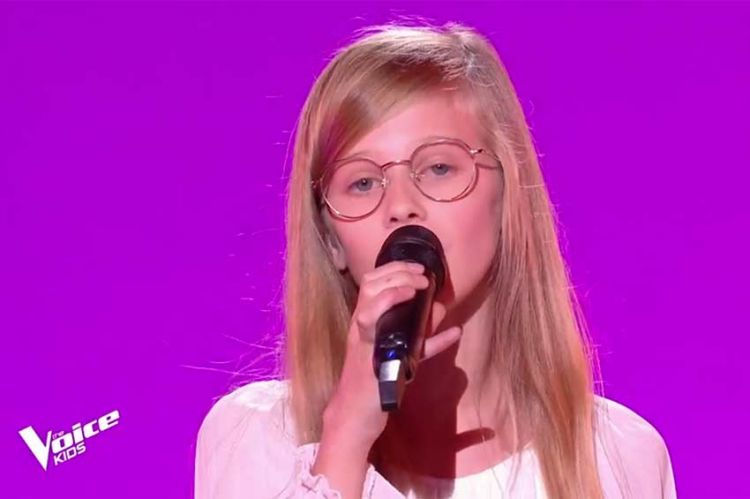 Replay "The Voice Kids" : Eugénie chante "Le coup de soleil" de Richard Cocciante - Vidéo