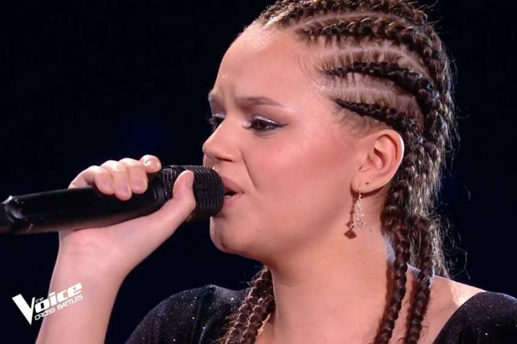 "The Voice" : Aïsha chante « Avant toi » de Calogero - Vidéo