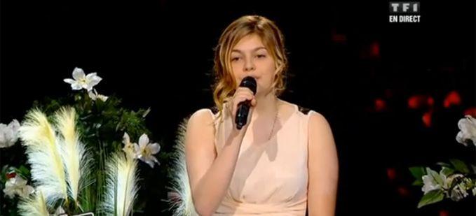 Vidéo Replay “The Voice” : Louane interprète « Quelqu'un m'a dit » de Carla Bruni