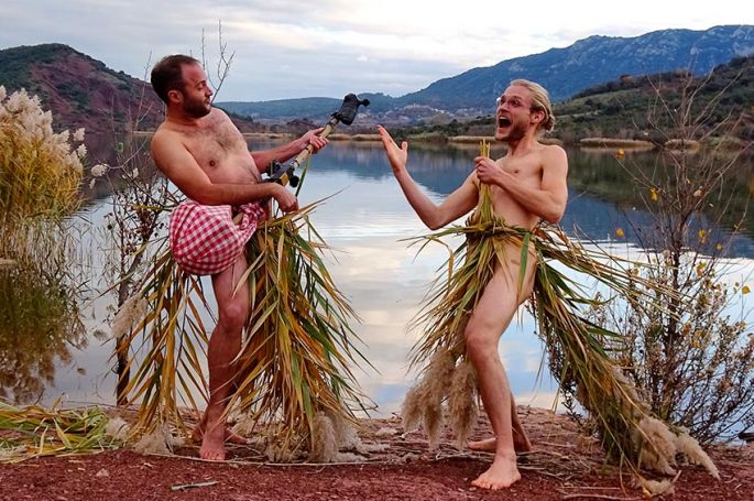 “Nus et culottés” : Nans et Mouts vont-ils rencontrer le chanteur M ? Réponse lundi soir sur France 5