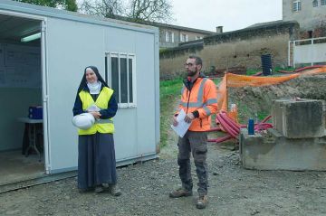 &quot;Les travaux et les jours&quot; : immersion avec les sœurs de l’abbaye de Boulaur mercredi 16 août 2023 sur France 3