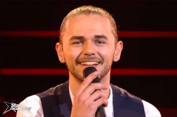 Replay “Star Academy” : Julien chante « Parce qu&#039;on vient de loin » de Corneille (vidéo)