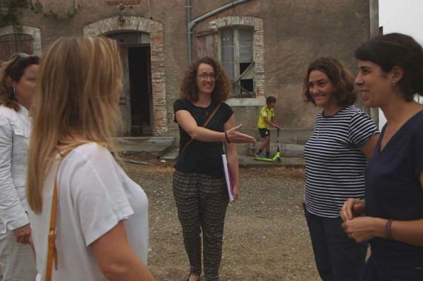 "Reportages découverte" : « Leur job, c’est nos vacances ! » sur TF1 samedi 27 mai 2023 - Vidéo