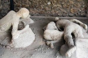 "Les grandes énigmes de l'histoire" : la face cachée de Pompéi à revoir lundi 25 novembre sur RMC Story