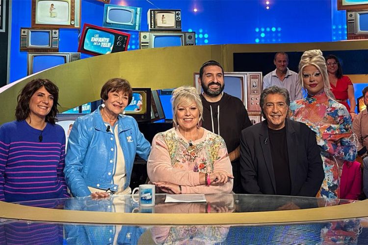 &quot;Les enfants de la télé&quot; dimanche 12 novembre 2023 : les invités de Laurence Boccolini sur France 2 - Vidéo