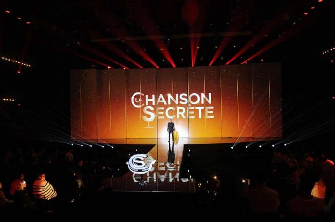 Les invités de &quot;La chanson secrète&quot; vendredi 1er décembre 2023 sur TF1 avec Nikos Aliagas - Vidéo