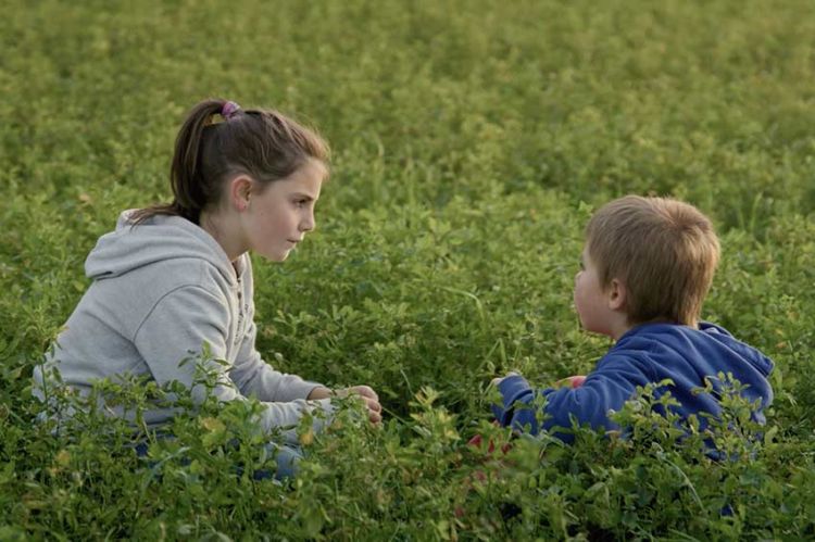 "Une famille d'accueil" : document à revoir sur France 2 mercredi 3 mai 2023 - Vidéo