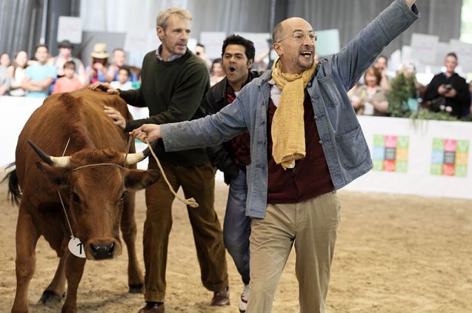 &quot;La vache&quot; avec Fatsah Bouyahmed, Lambert Wilson et Jamel Debbouze à revoir sur France 3 lundi 11 décembre 2023