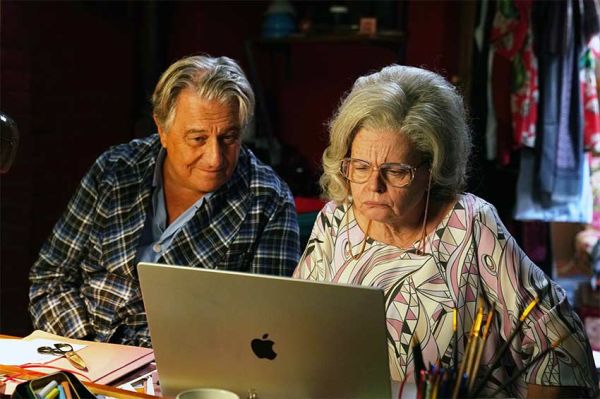 Inédit : &quot;Les vengeances de maître Poutifard&quot; avec Christian Clavier &amp; Isabelle Nanty sur TF1 mardi 12 août 2025 (vidéo)