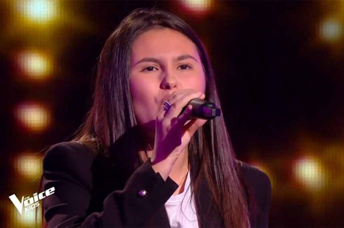 Replay “The Voice Kids” : Luna chante « Toute la musique que j&#039;aime » de Johnny Hallyday (vidéo)