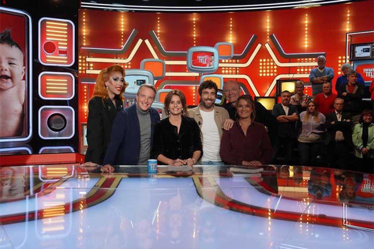"Les enfants de la télé" dimanche 9 novembre 2025, les invités de Faustine Bollaert sur France 2 (vidéo)