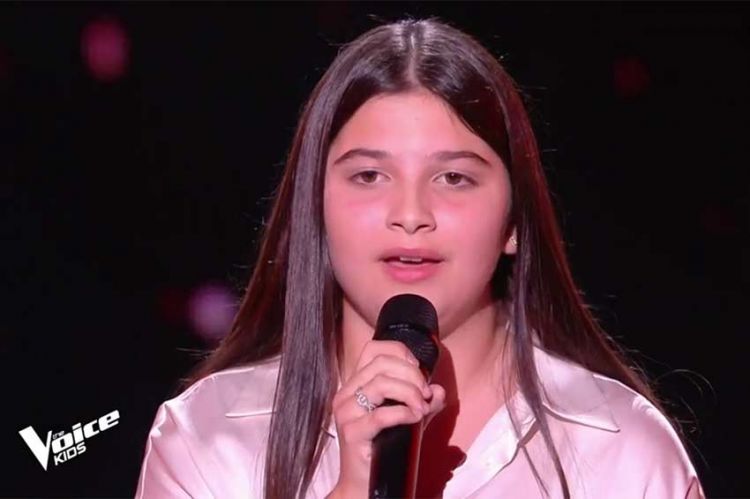 Replay &quot;The Voice Kids&quot; : Bella chante &quot;Ton nom&quot; d'Amel Bent - Vidéo