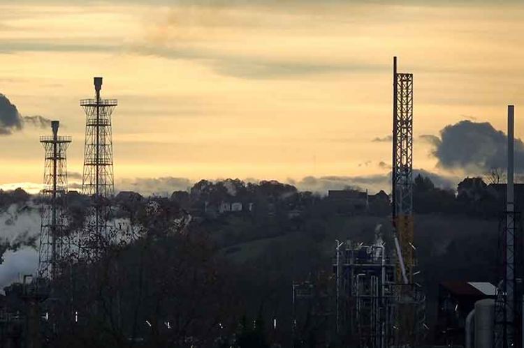 « Gaz de Lacq, le goût du soufre », document dans “La ligne bleue” jeudi 5 novembre sur France 3