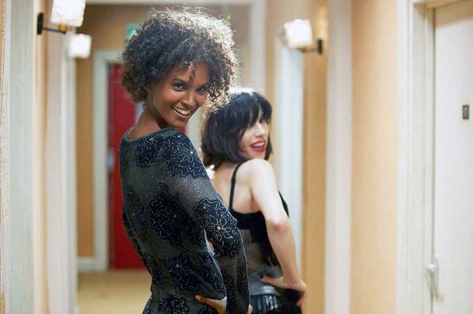 &quot;Fleur du désert&quot;, le bopic du top model Waris Dirie diffusé sur ARTE mercredi 26 février 2025 (vidéo)