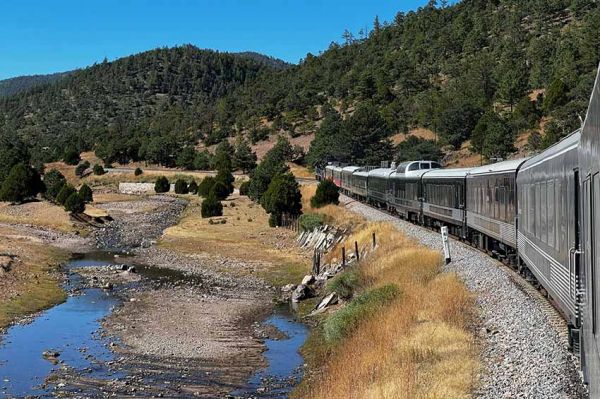 “Des trains pas comme les autres” au Mexique, jeudi 25 août sur France 5 avec Philippe Gougler (vidéo)