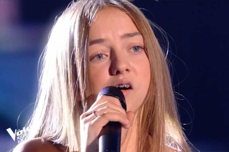 Replay &quot;The Voice Kids&quot; : Charlotte interprète &quot;Si je m'en sors&quot; de Julie Zenatti (vidéo)