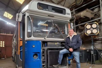 &quot;Vintage Mecanic&quot; : restauration d&#039;un autobus Saviem SC-10 RATP sur RMC Découverte lundi 1er avril 2024
