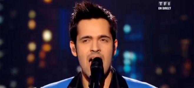 “The Voice” Yoann Fréget interprète « Dans un autre monde » de Céline Dion (vidéo replay)
