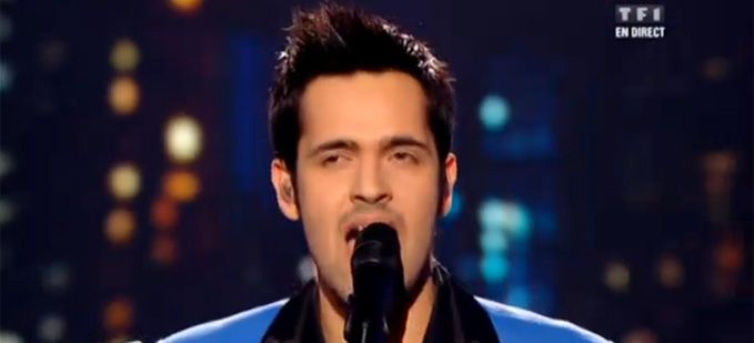 “The Voice” Yoann Fréget interprète « Dans un autre monde » de Céline Dion (vidéo replay)