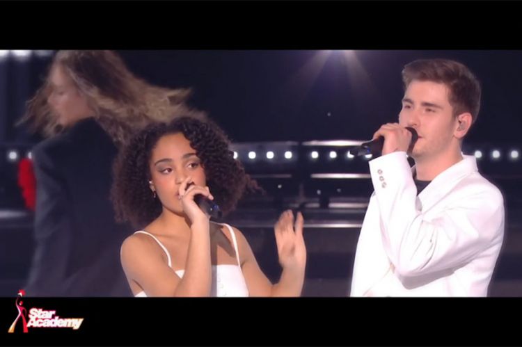 Replay "Star Academy" : Julien et Candice chantent "Paroles, paroles" de Dalida & Alain Delon - Vidéo