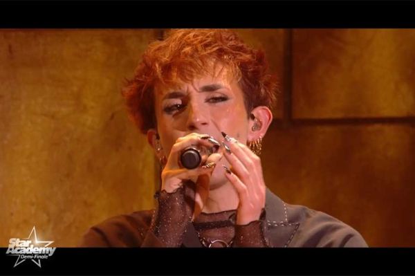 Replay "Star Academy" : Victor chante "Fallin'" avec Sofiane Pamart au piano (vidéo)