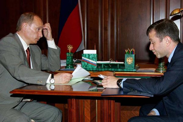 "Abramovitch, un oligarque dans l'ombre de Poutine" sur France 5 dimanche 14 mai 2023 - Vidéo