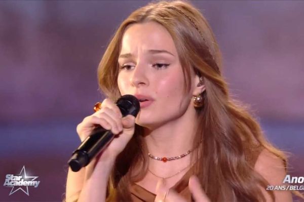 Replay "Star Academy" : Anouk chante « Aimée pour de vrai » de Helena (vidéo)