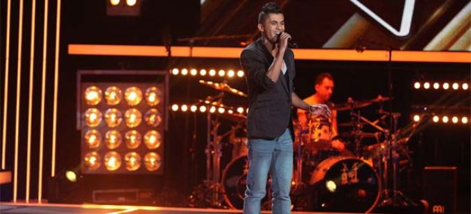 “The Voice” : regardez Mickaël Pouvin qui interprète Next to me" d'Emili Sandé