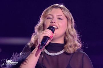 Replay &quot;Star Academy&quot; : Julie, Marguerite et Marine chantent &quot;Chandelier&quot; de Sia (vidéo)