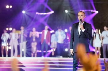 "Star Academy" : 1ère demi-finale samedi 20 janvier 2024 sur TF1, les artistes présents &amp; la programmation