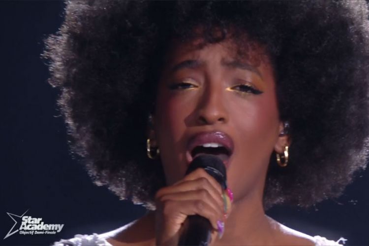Replay "Star Academy" : Ebony chante "Hymne à l'amour" d'Edith Piaf (vidéo)