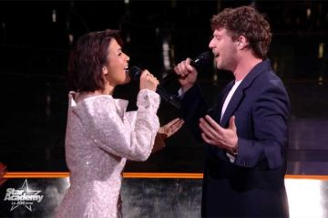 Replay "Star Academy" : Medley des anciens, Karima Charni, Aurélie Konaté, Emma Daumas avec Théo, Victor et Bastiaan (vidéo)