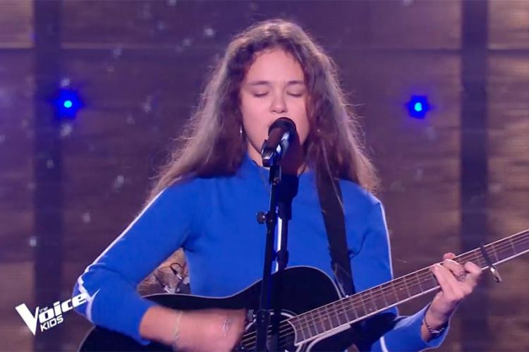 Replay “The Voice Kids” : Emilia chante « Knockin' On Heaven's Door » de Bob Dylan (vidéo)