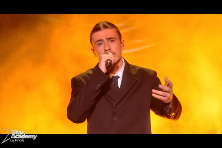 &quot;Star Academy&quot; : Pierre chante &quot;Je voulais te dire que je t&#039;attends&quot; de Michel Jonasz en Finale - Vidéo