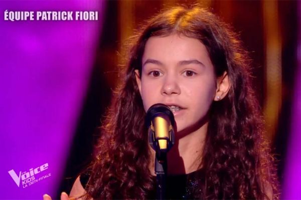 Replay "The Voice Kids" : Lizzie chante "Memory" de Barbra Streisand (vidéo)