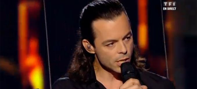 Vidéo Replay “The Voice” : Nuno Resende interprète « En apensenteur » de Calogéro