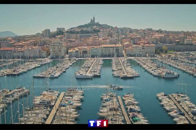 La série &quot;Plus belle la vie&quot; sera de retour sur TF1 au début 2024 - Vidéo