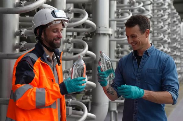 "Sur le front" : Qui pollue notre eau du robinet ? Enquête en eaux troubles pour Hugo Clément, lundi 25 novembre 2024 sur France 5