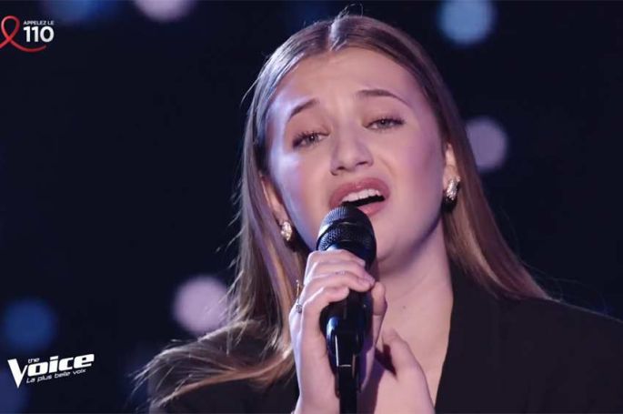 Replay "The Voice" : Coline chante "Ne me dis plus jamais" de Linh (vidéo)