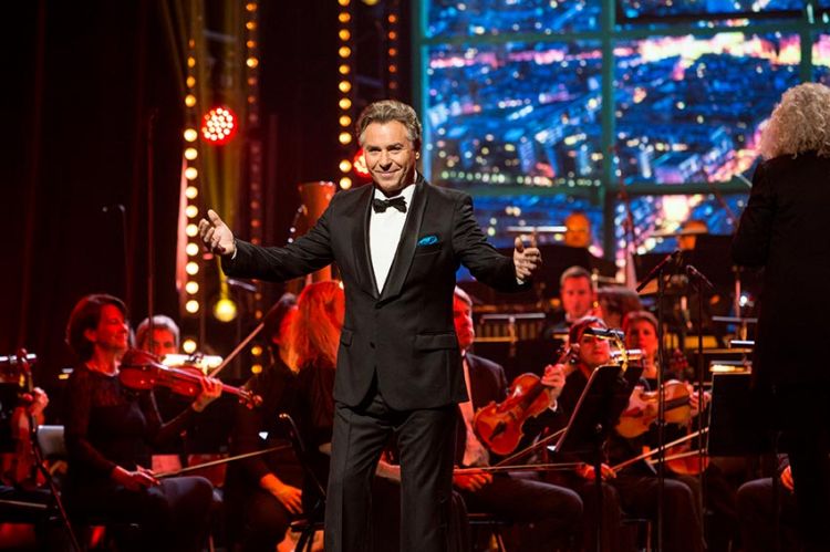 “Un soir de fête avec Roberto Alagna” mardi 24 décembre à 21:05 sur France 3